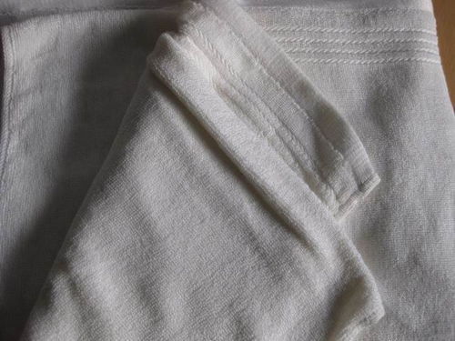 100 竹纤维浴巾厂家批发直销 供应价格
